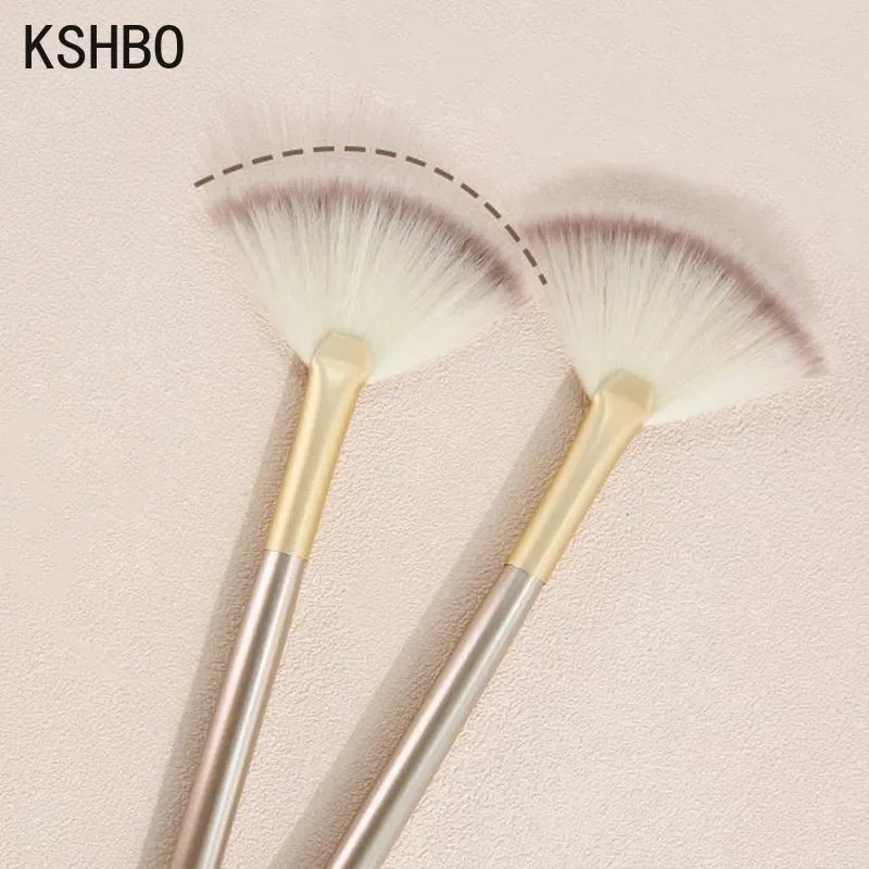 HSHBO 5pcs Fan Brushes Facial Brushes Soft Makeup Brush Cosmetic Applicator Tools Wooden Handle and Soft Fiber for Peel Mask