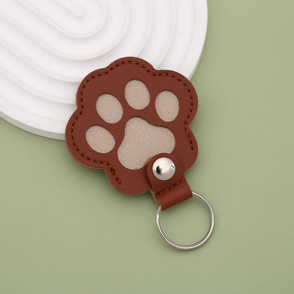 Dog Hair Collector Keychain Leather Pet Memorial Keepsake for Dogs and Cats, Fur Storage Pendant Charm Gift Keychain
