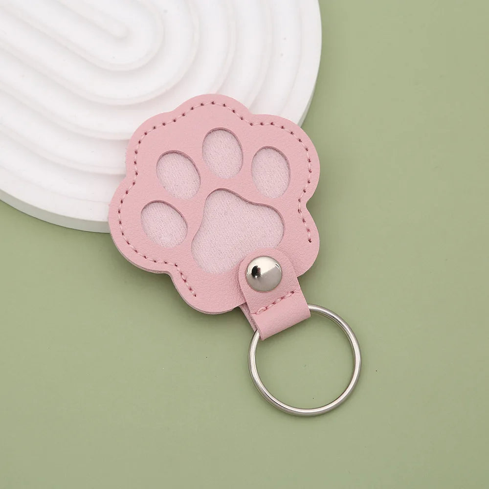 Dog Hair Collector Keychain Leather Pet Memorial Keepsake for Dogs and Cats, Fur Storage Pendant Charm Gift Keychain