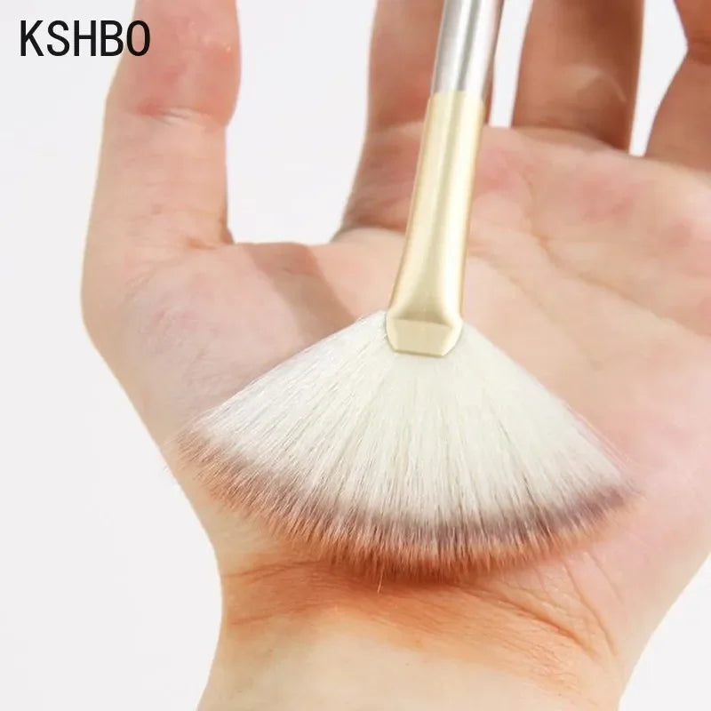 HSHBO 5pcs Fan Brushes Facial Brushes Soft Makeup Brush Cosmetic Applicator Tools Wooden Handle and Soft Fiber for Peel Mask