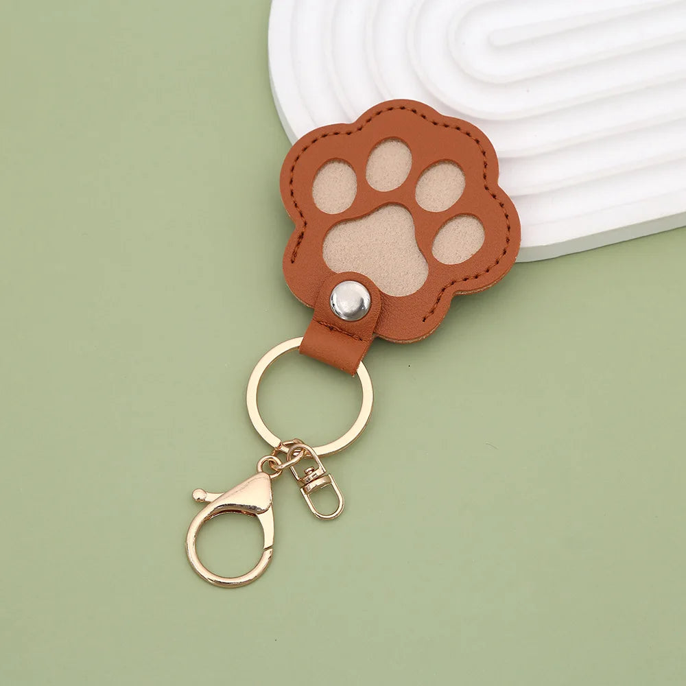 Dog Hair Collector Keychain Leather Pet Memorial Keepsake for Dogs and Cats, Fur Storage Pendant Charm Gift Keychain